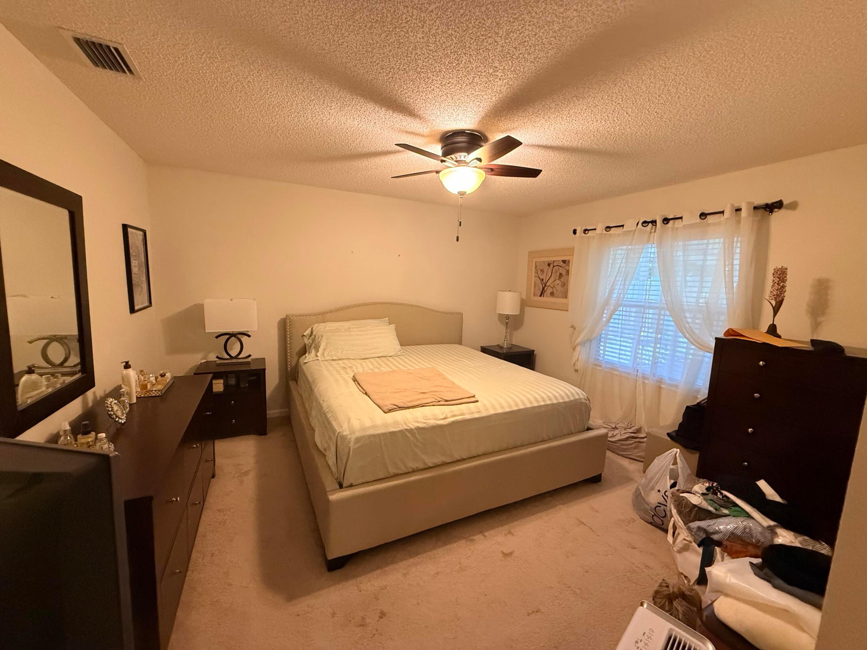 LEE ESTATES 4 - Residential Lease
