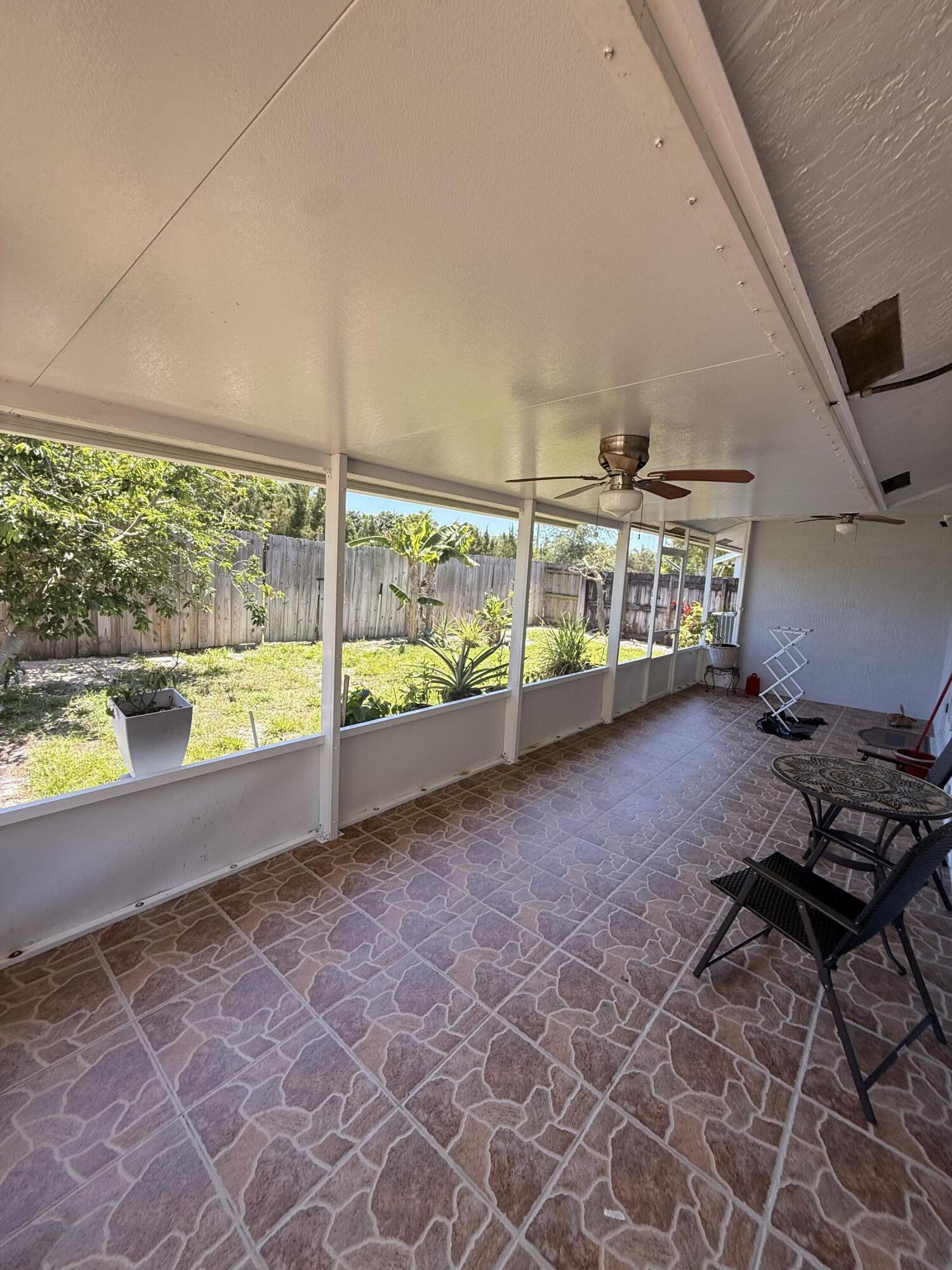 LEE ESTATES 4 - Residential Lease