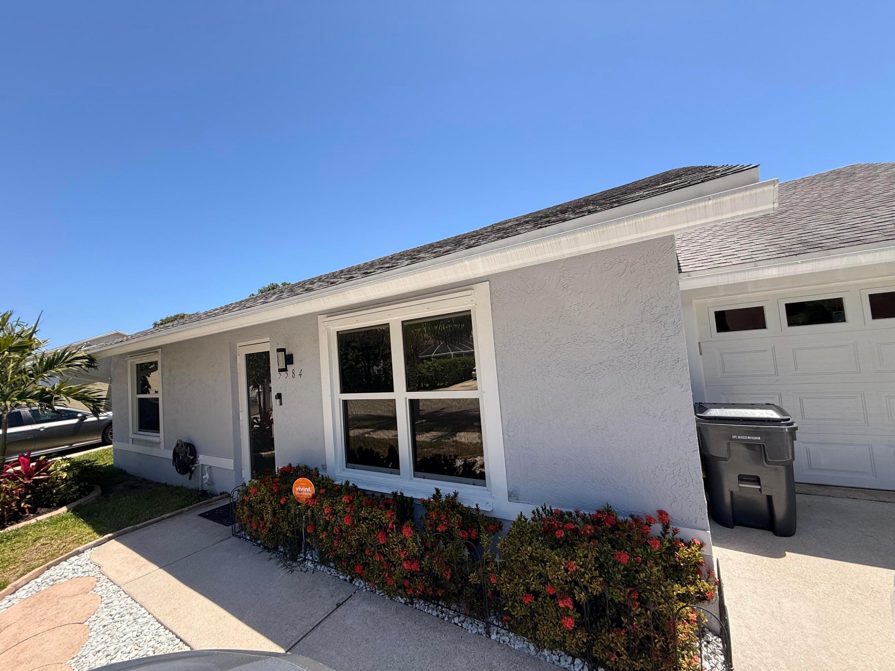 LEE ESTATES 4 - Residential Lease
