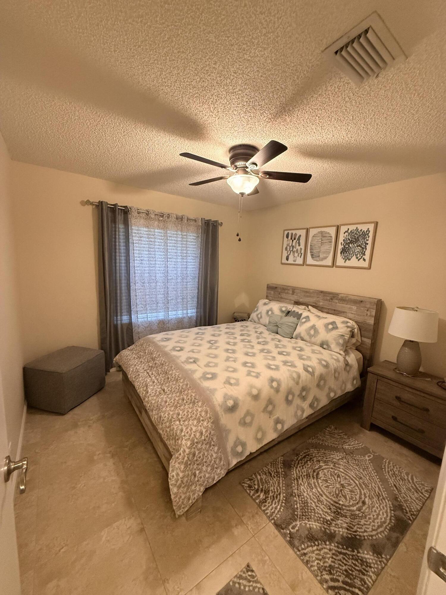 LEE ESTATES 4 - Residential Lease