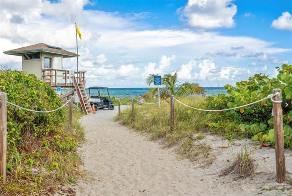 Photo of 950 Ponce De Leon Road #408, Boca Raton, FL 33432 (MLS # F10546405)