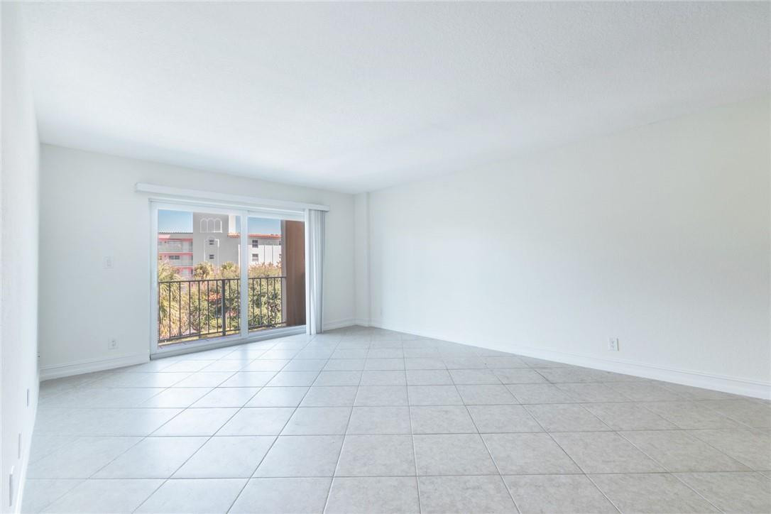 Tierra Del Mar - Residential