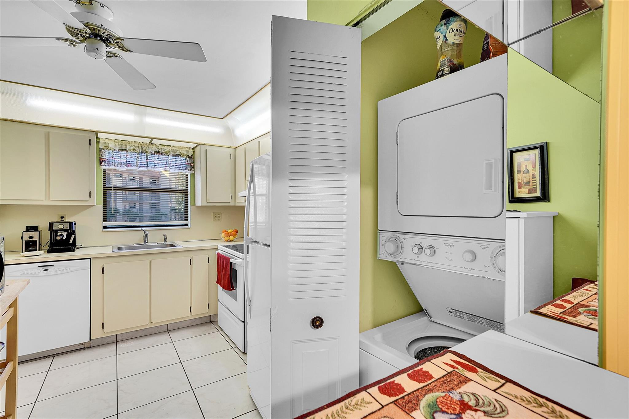 Sunrise Lakes Phase IV - Residential