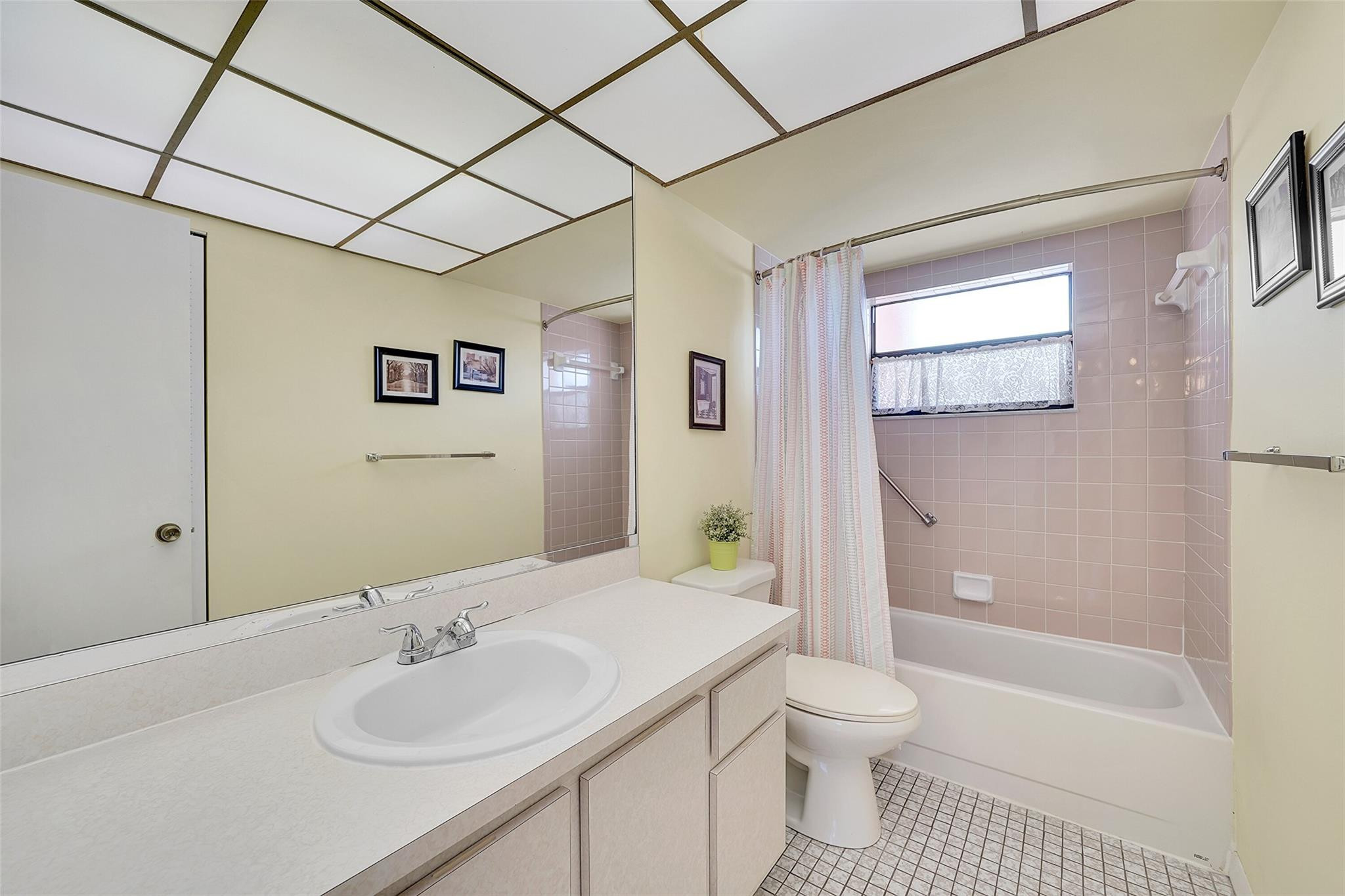 Sunrise Lakes Phase IV - Residential