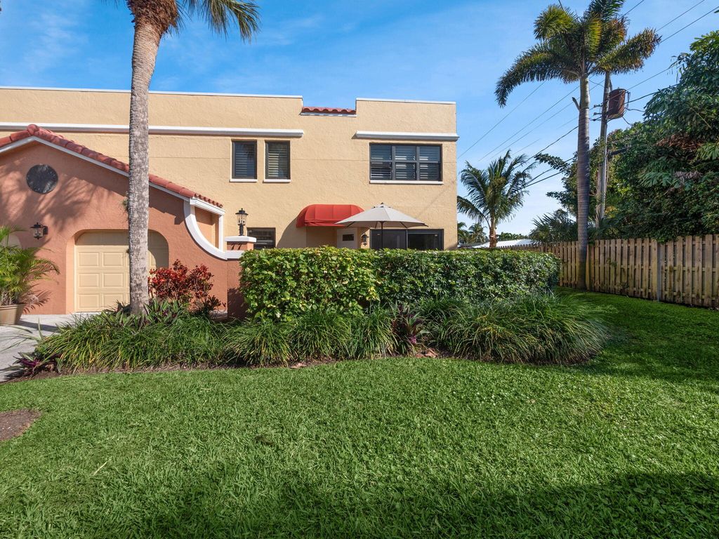 Photo of 77 Uno Lago Drive, Juno Beach, FL 33408 (MLS # R11060389)