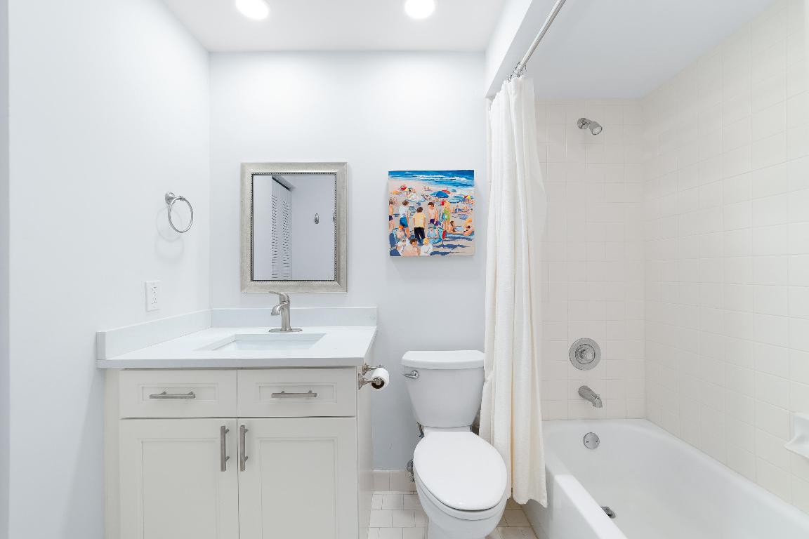 LEXINGTON CLUB 3 - Residential