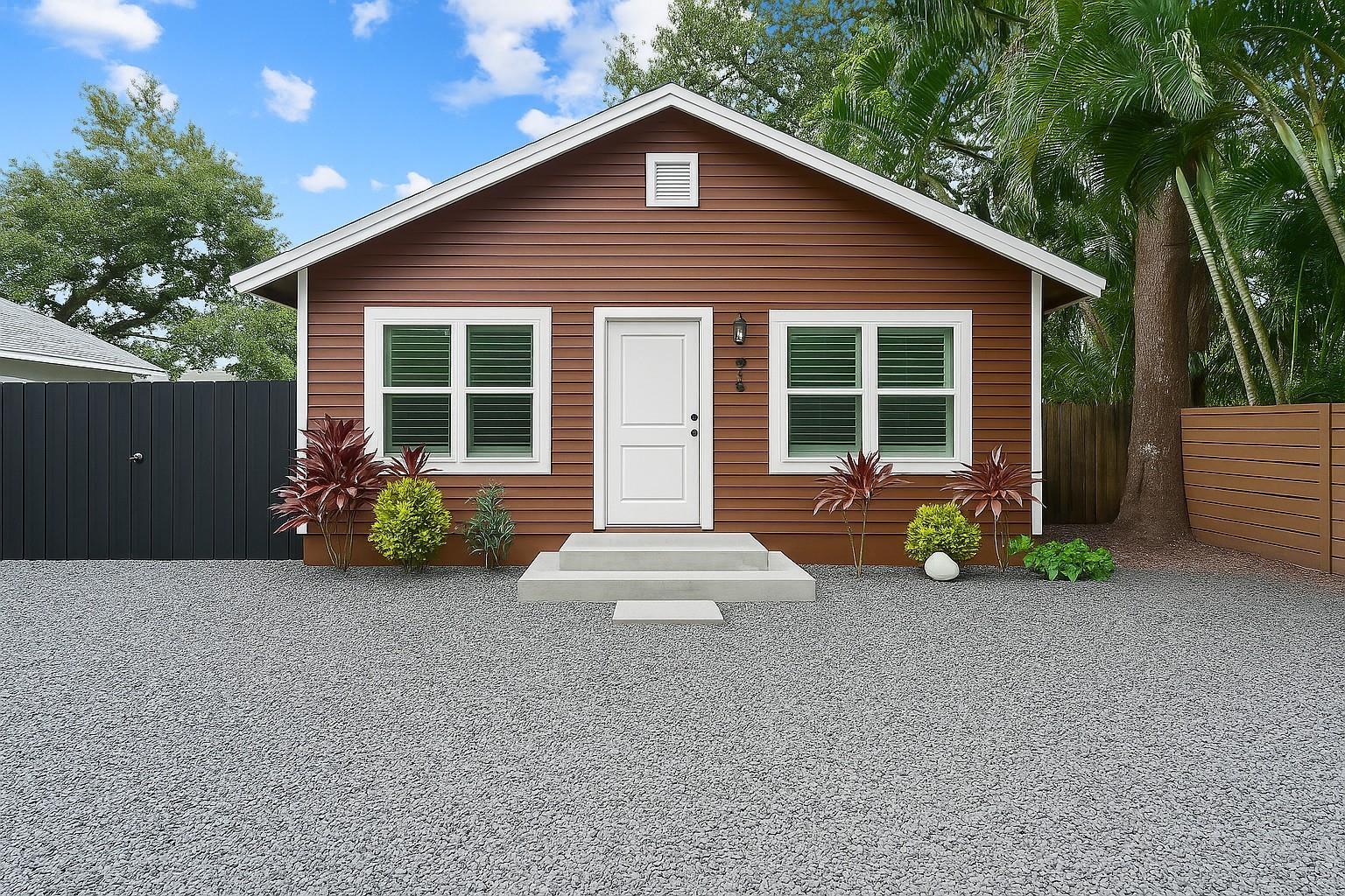 230 Seminole Ave