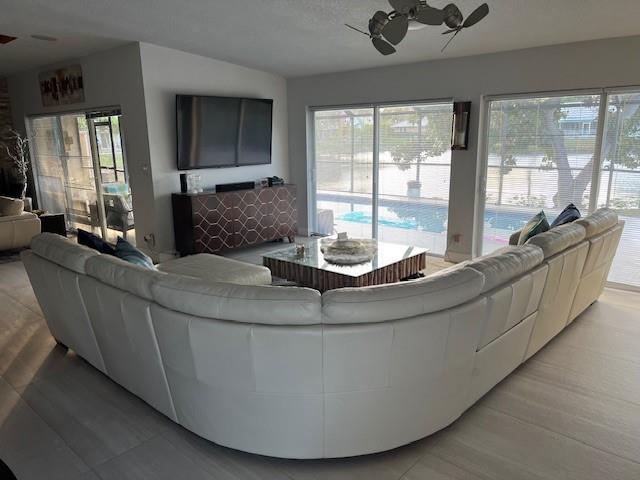 DEER CREEK - Residential