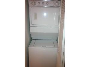 BAHIA AT DELRAY CONDO - Residential Lease