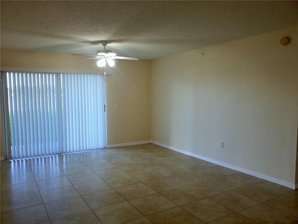 Evergreen Lakes Condo - Residential Lease