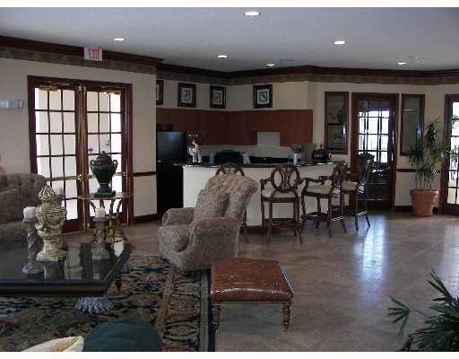 Evergreen Lakes Condo - Residential Lease