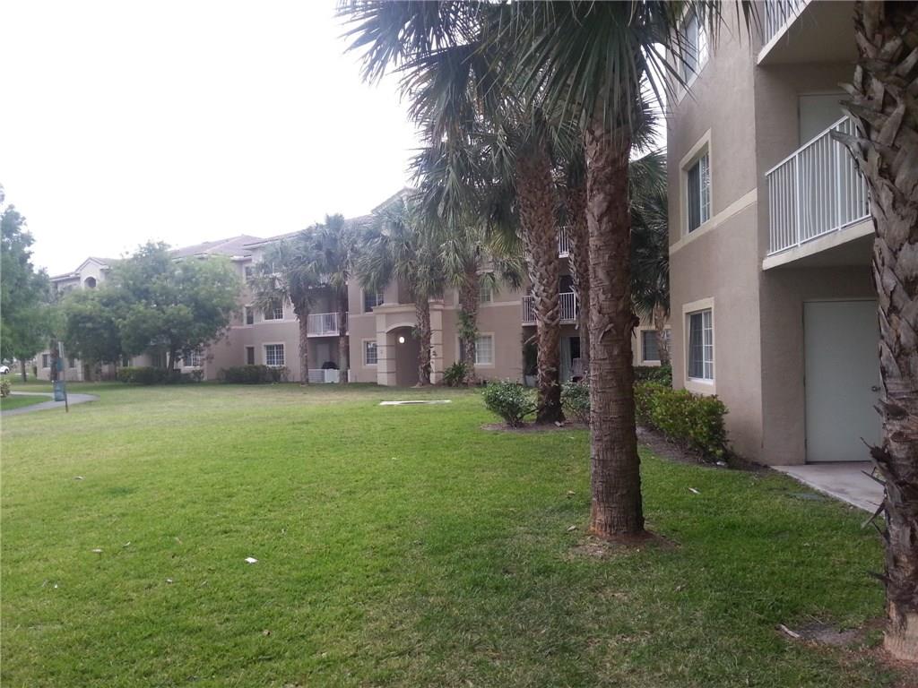 Evergreen Lakes Condo - Residential Lease