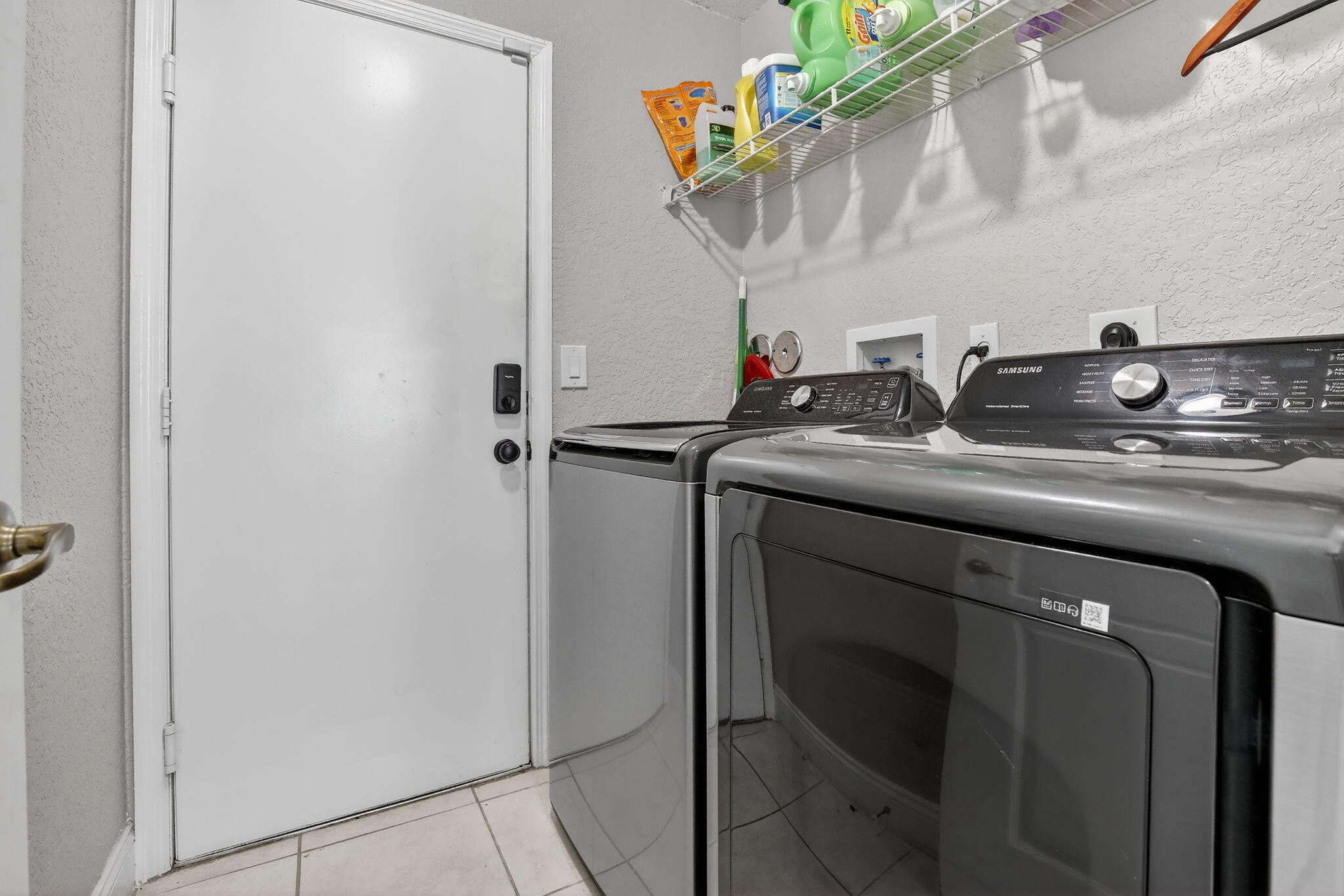 ENCANTADA - Residential