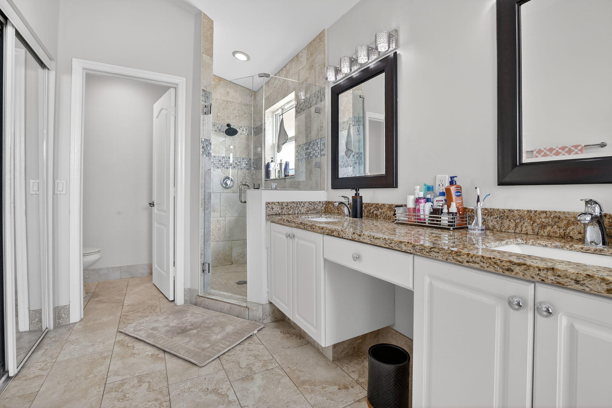 ENCANTADA - Residential