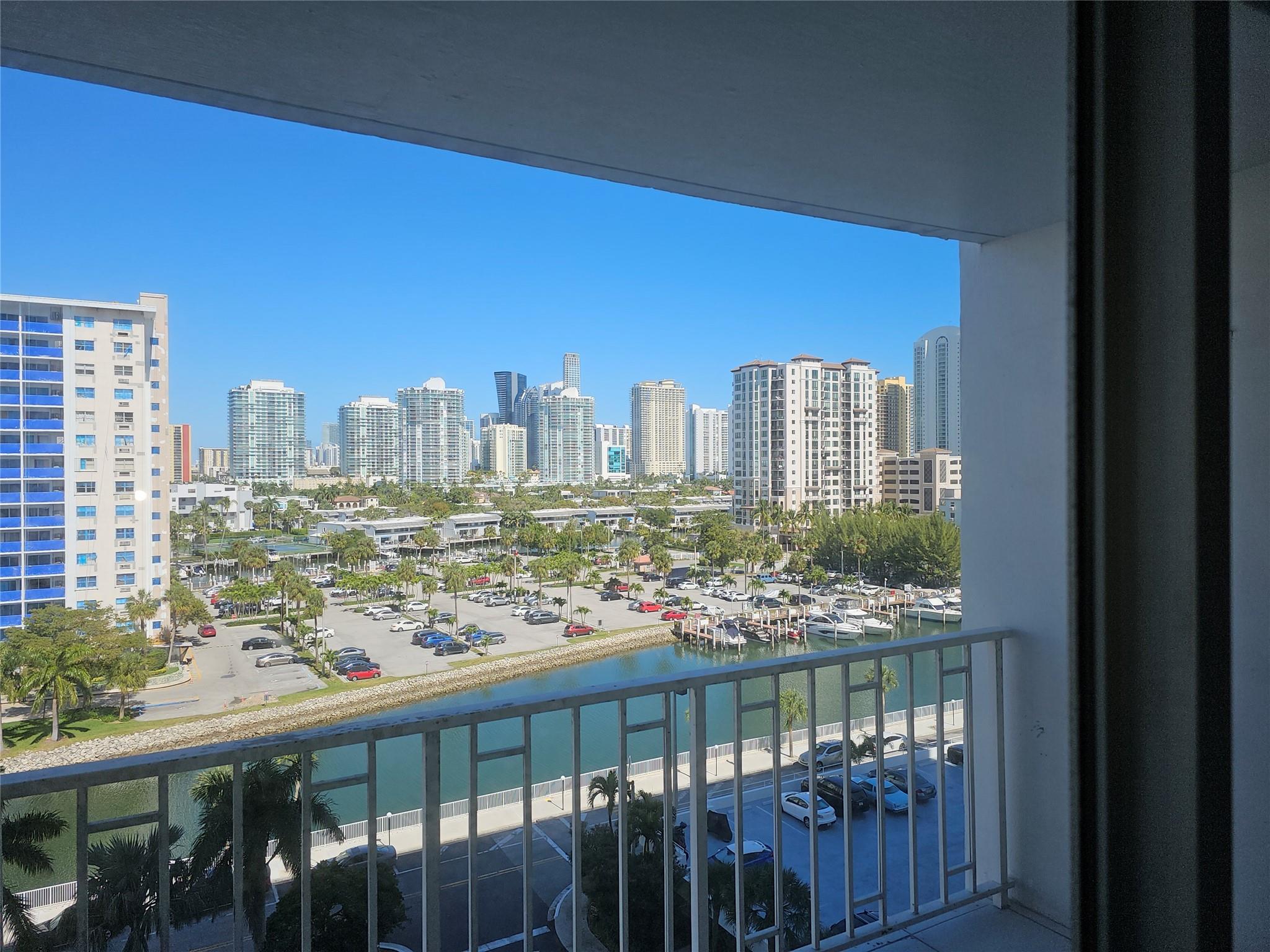LOCATION AND VIEW OF SUNNY ISLES BEACH. WALKING DISTANCE TO THE BEACH. NEW PAINT AND EASY TO SHOW. CONDOMINIUM OFFERS PLENTY OF AMENITIES.