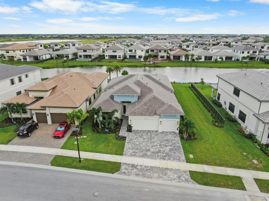 Photo of 10030 Skyloft Street, Palm Beach Gardens, FL 33412 (MLS # R11123871)