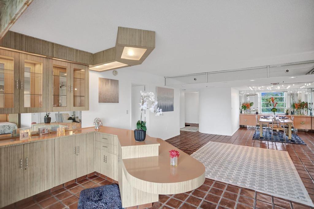 18TH HOLE AT INVERRARY CO - Residential