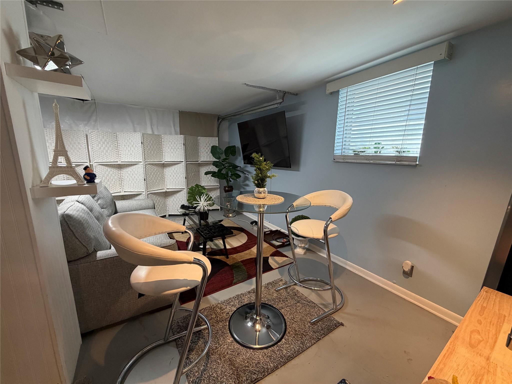 POMPANO ISLES - Residential Lease