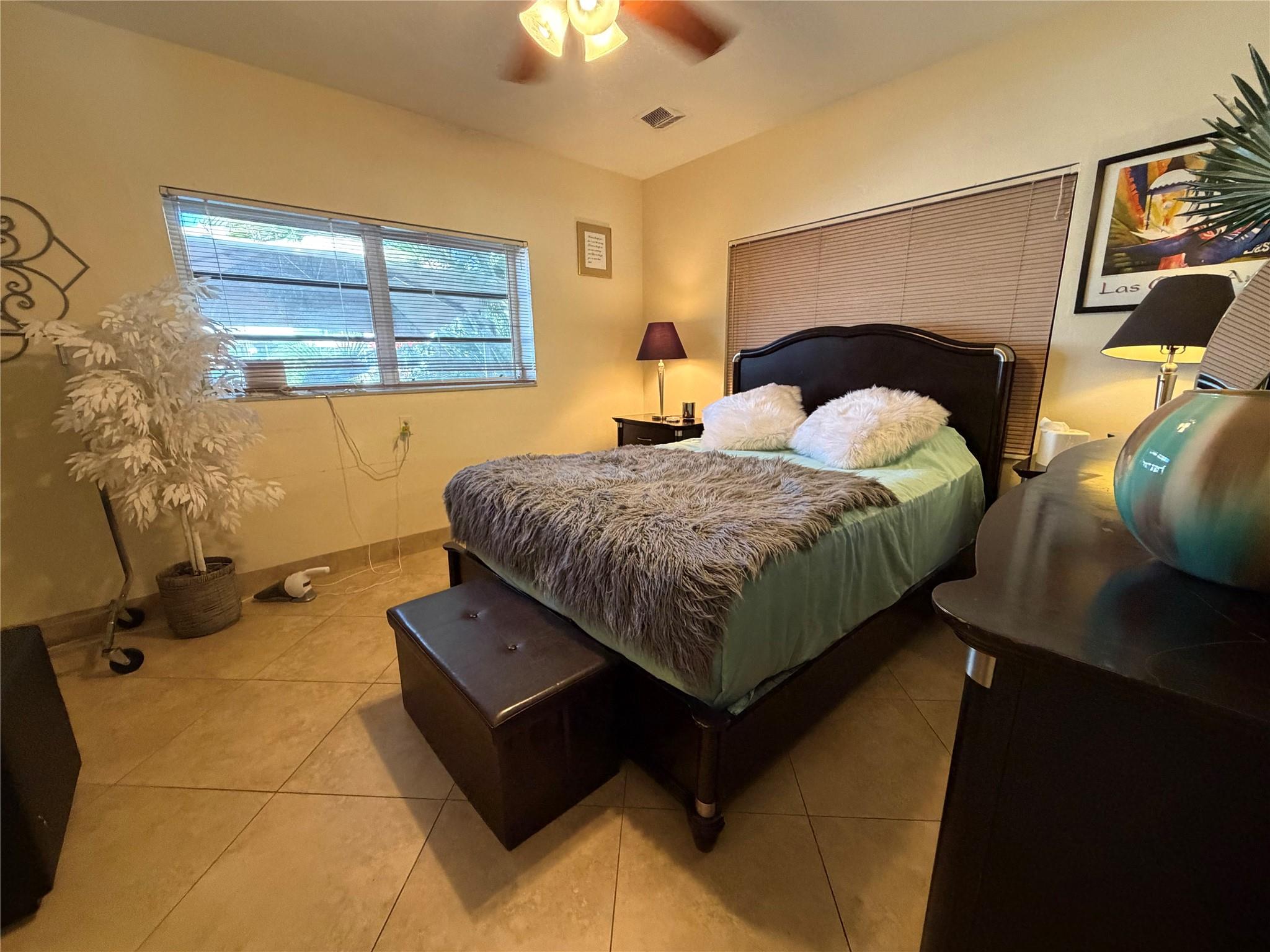 POMPANO ISLES - Residential Lease