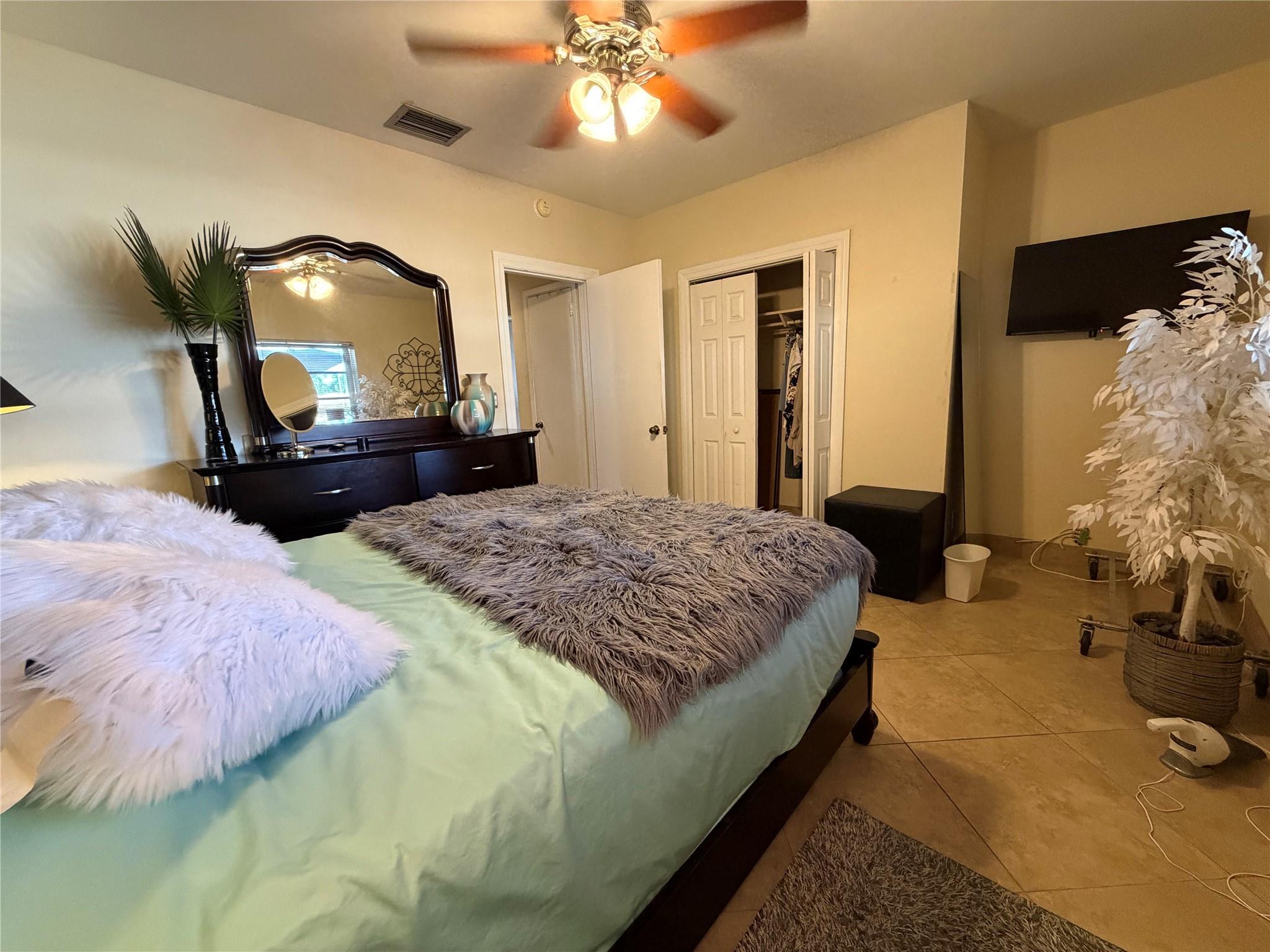 POMPANO ISLES - Residential Lease