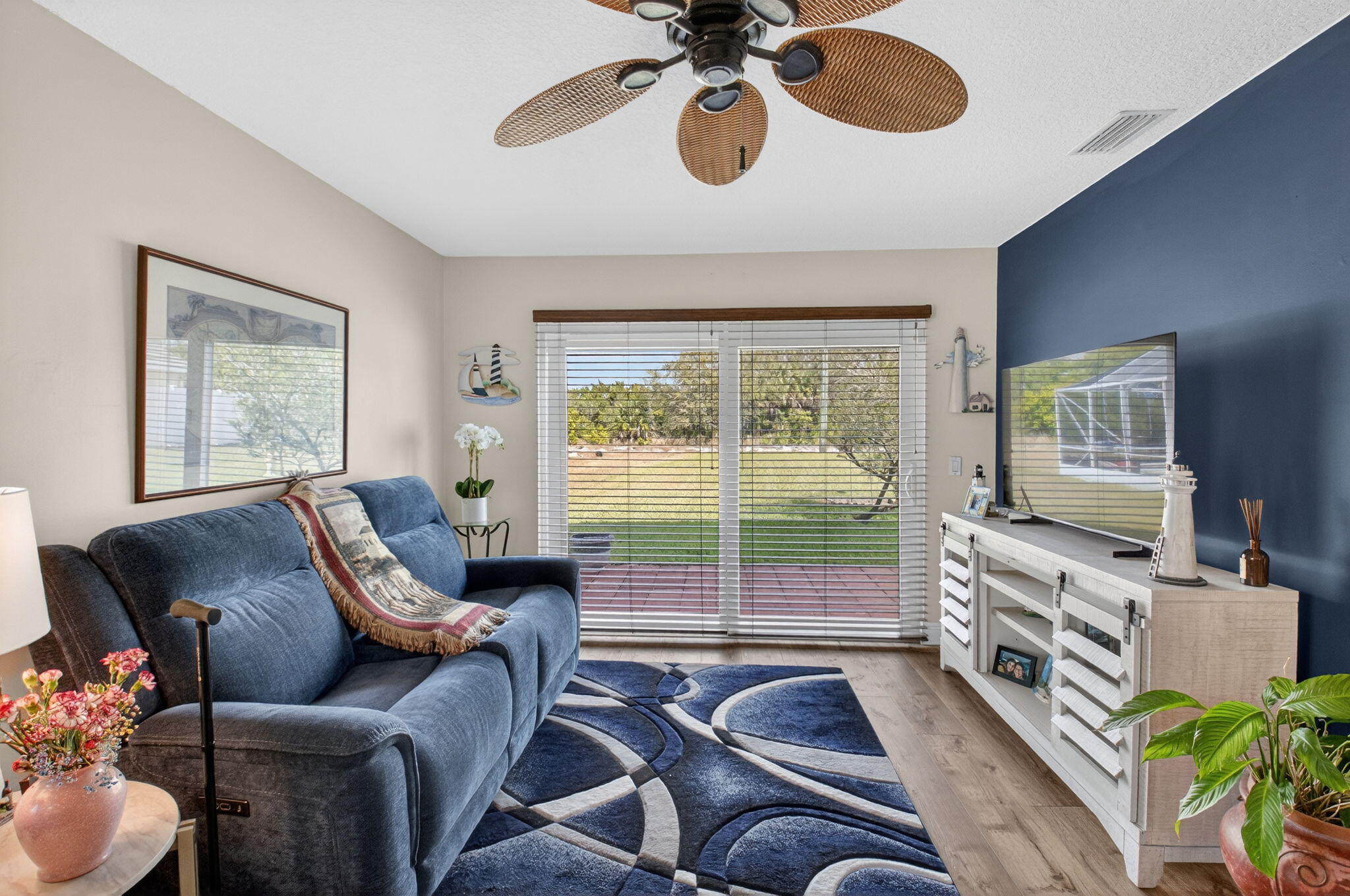 WINDCHIME LAKES - Residential