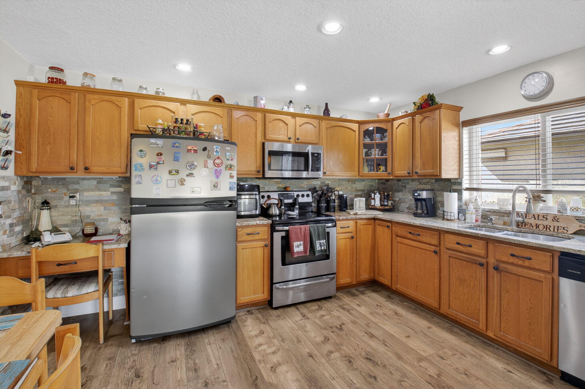 WINDCHIME LAKES - Residential