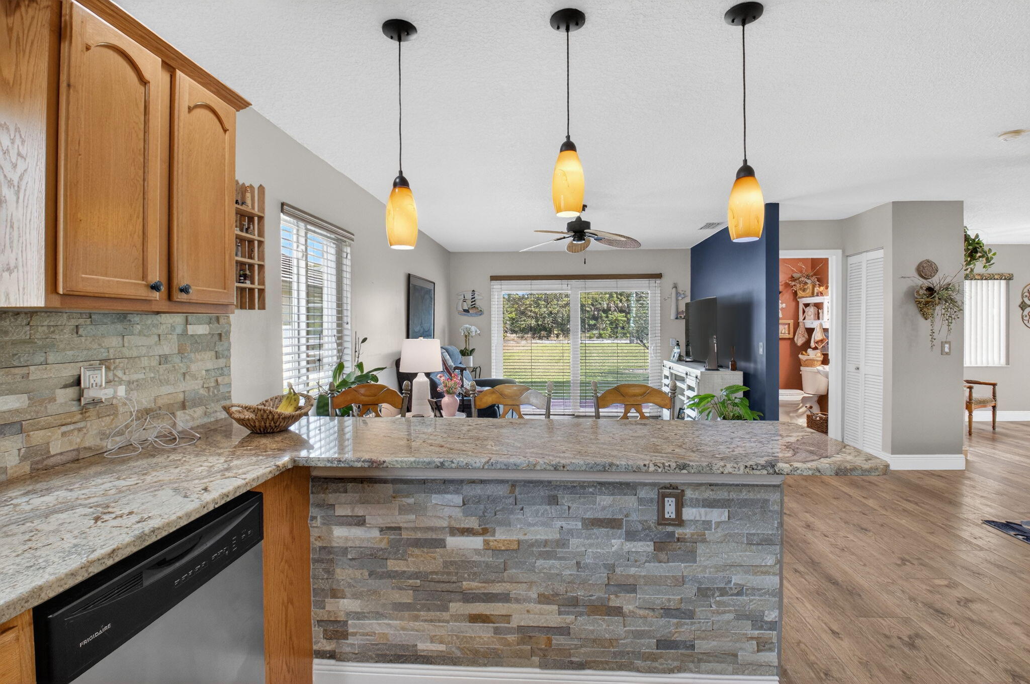 WINDCHIME LAKES - Residential