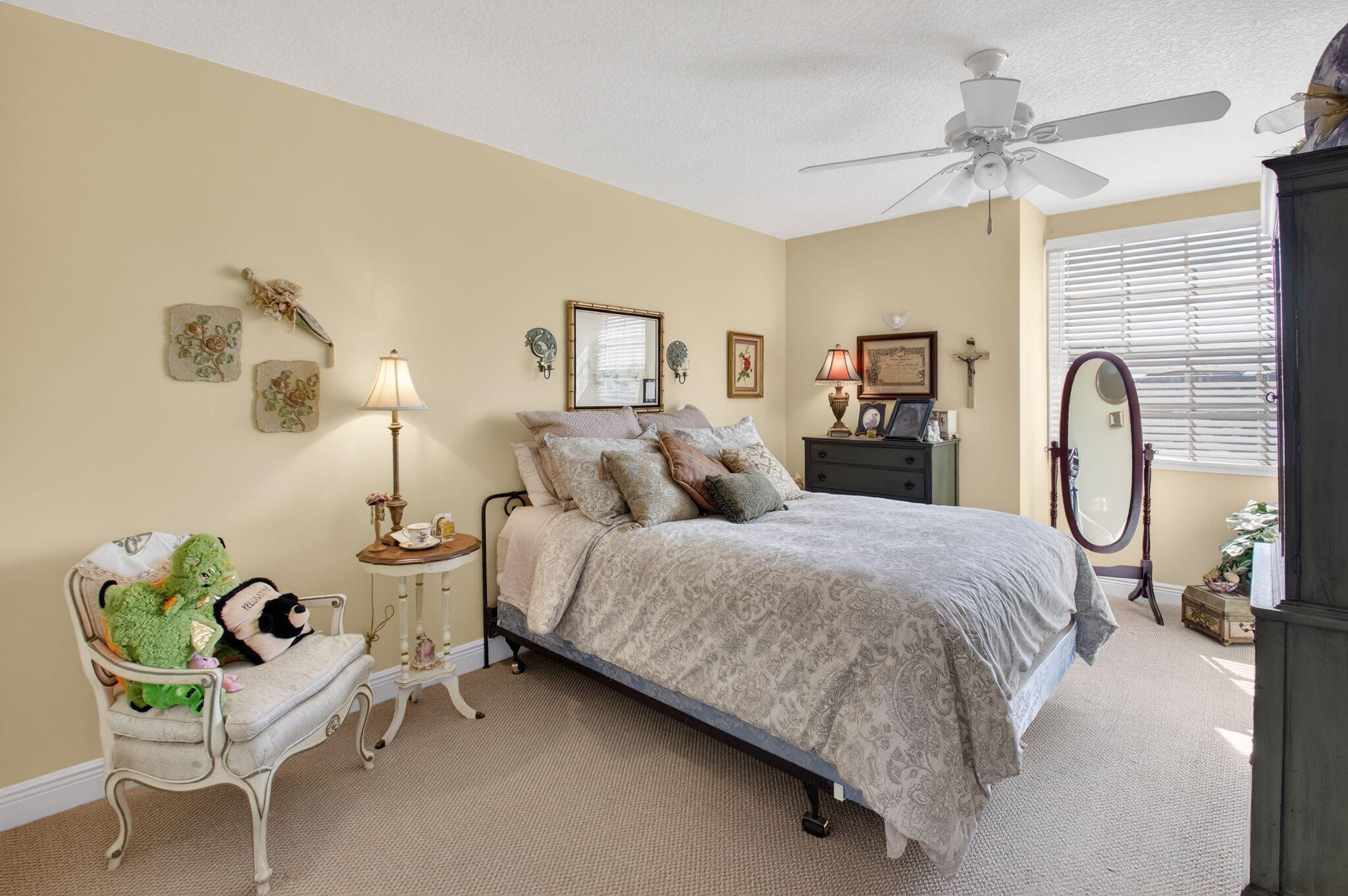 WINDCHIME LAKES - Residential