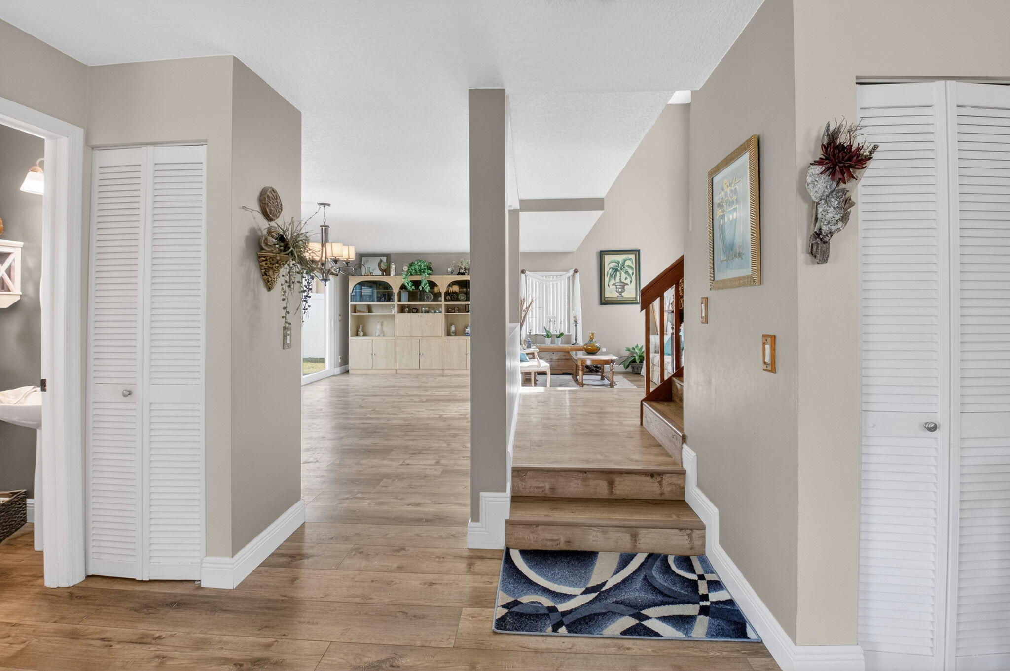 WINDCHIME LAKES - Residential