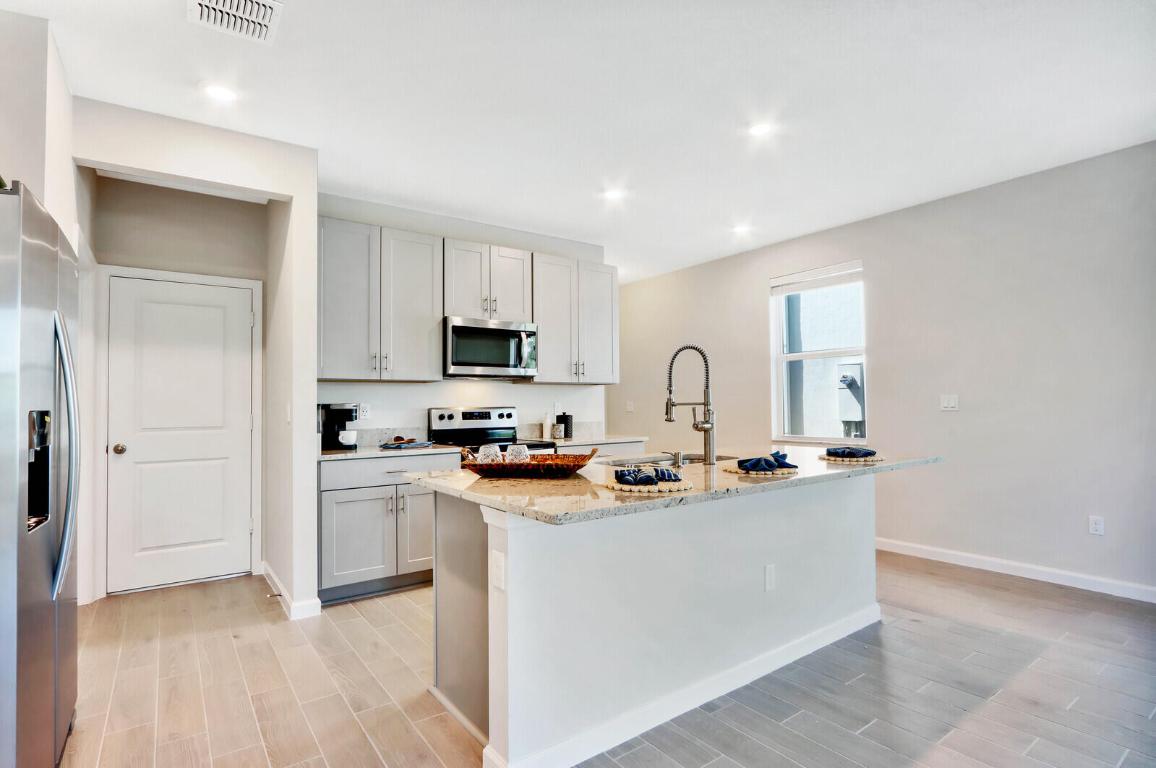 OSPREY PRESERVE - Residential Lease