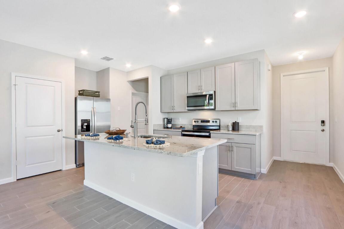 OSPREY PRESERVE - Residential Lease