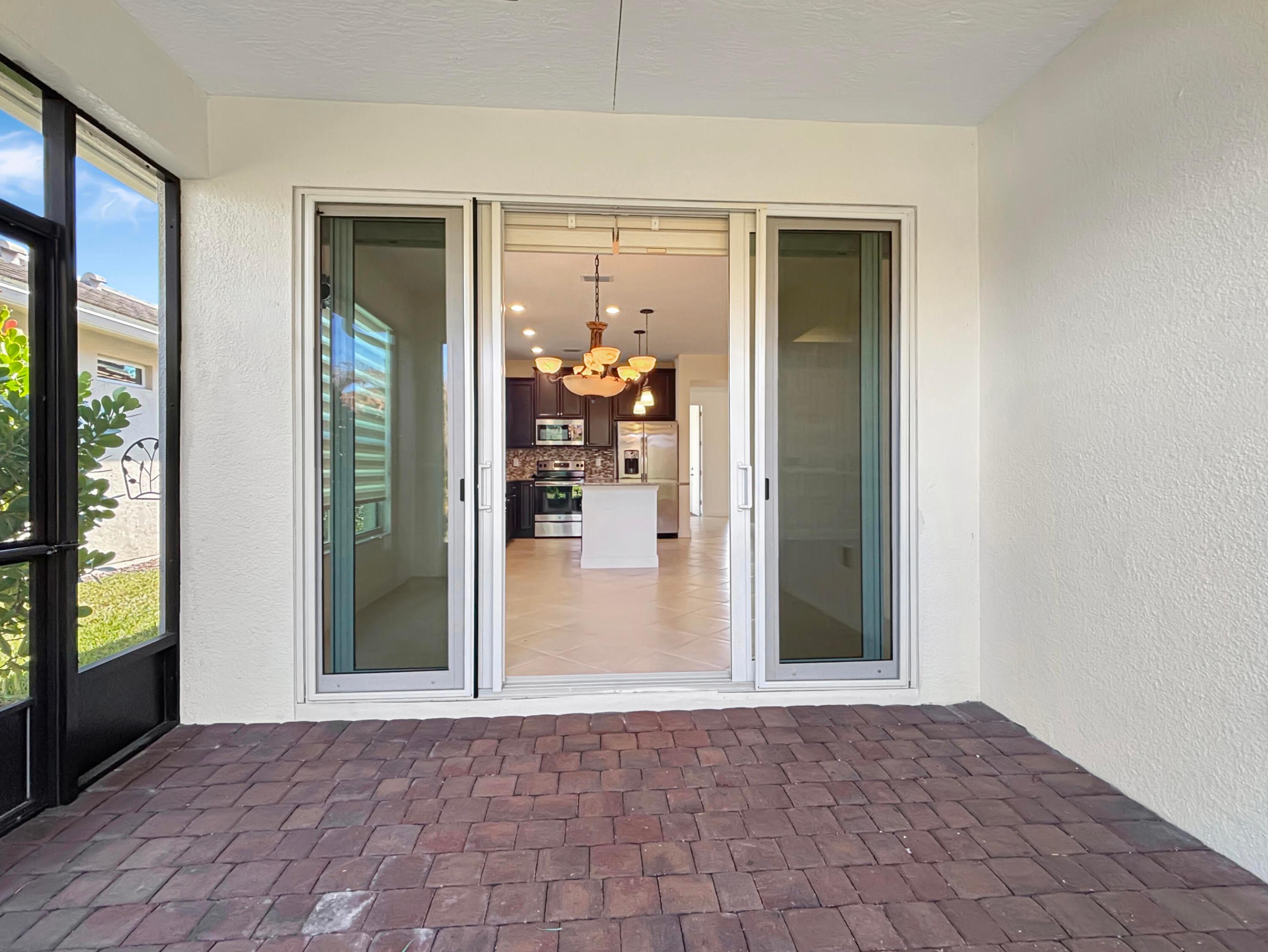 TRADITION PLAT NO. 75 - Residential Lease