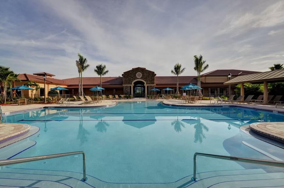 TRADITION PLAT NO. 75 - Residential Lease