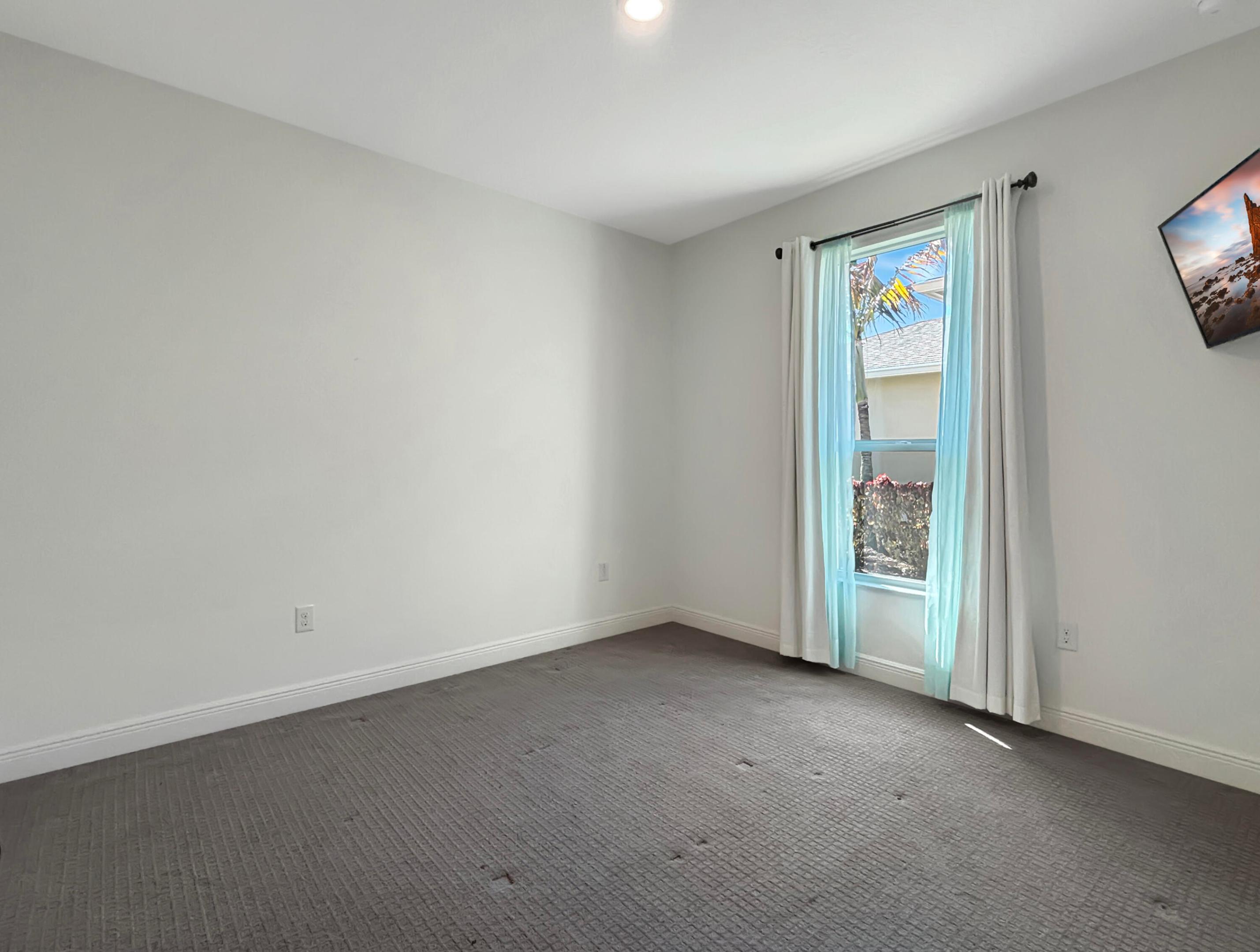 TRADITION PLAT NO. 75 - Residential Lease