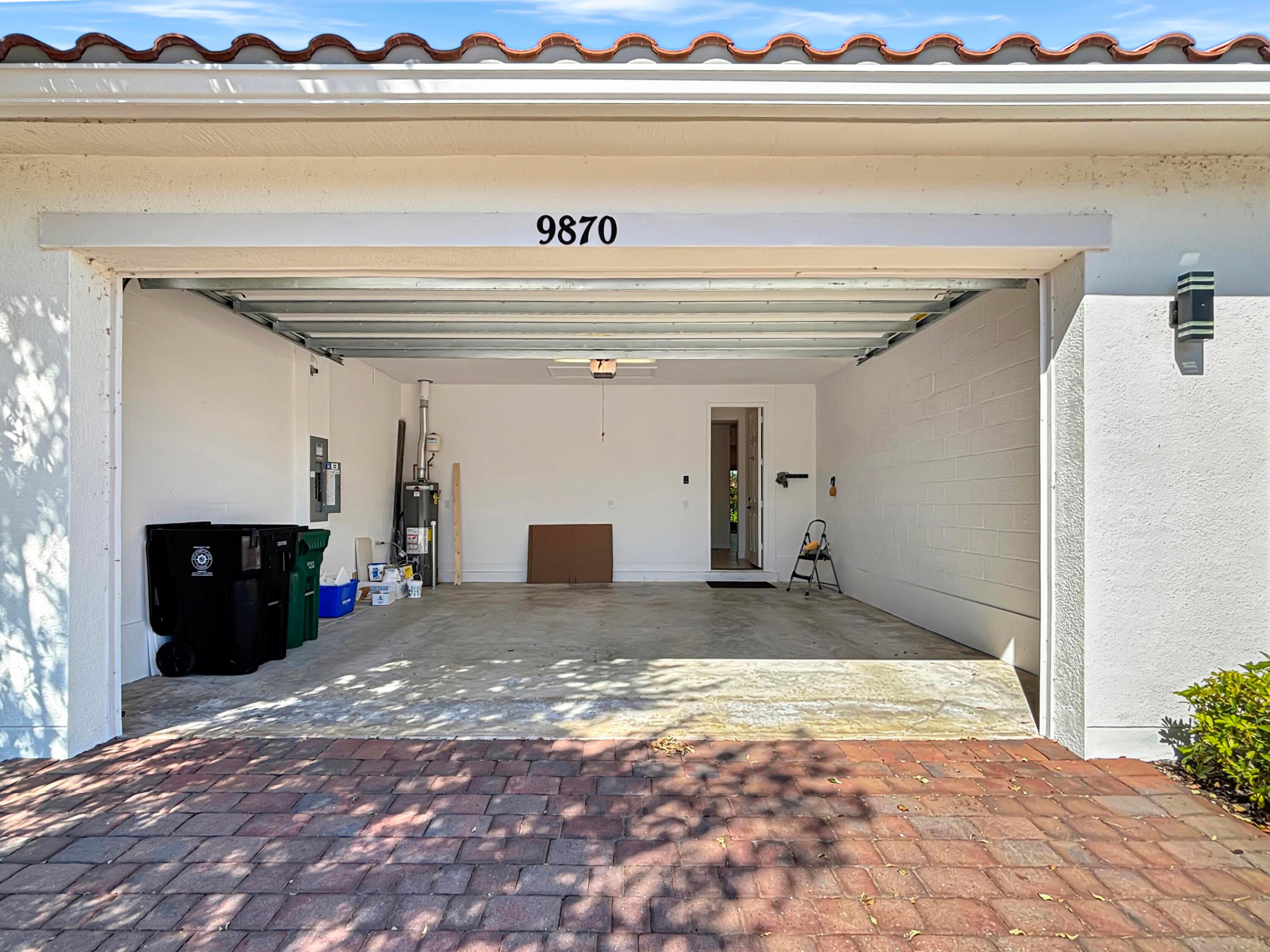 TRADITION PLAT NO. 75 - Residential Lease