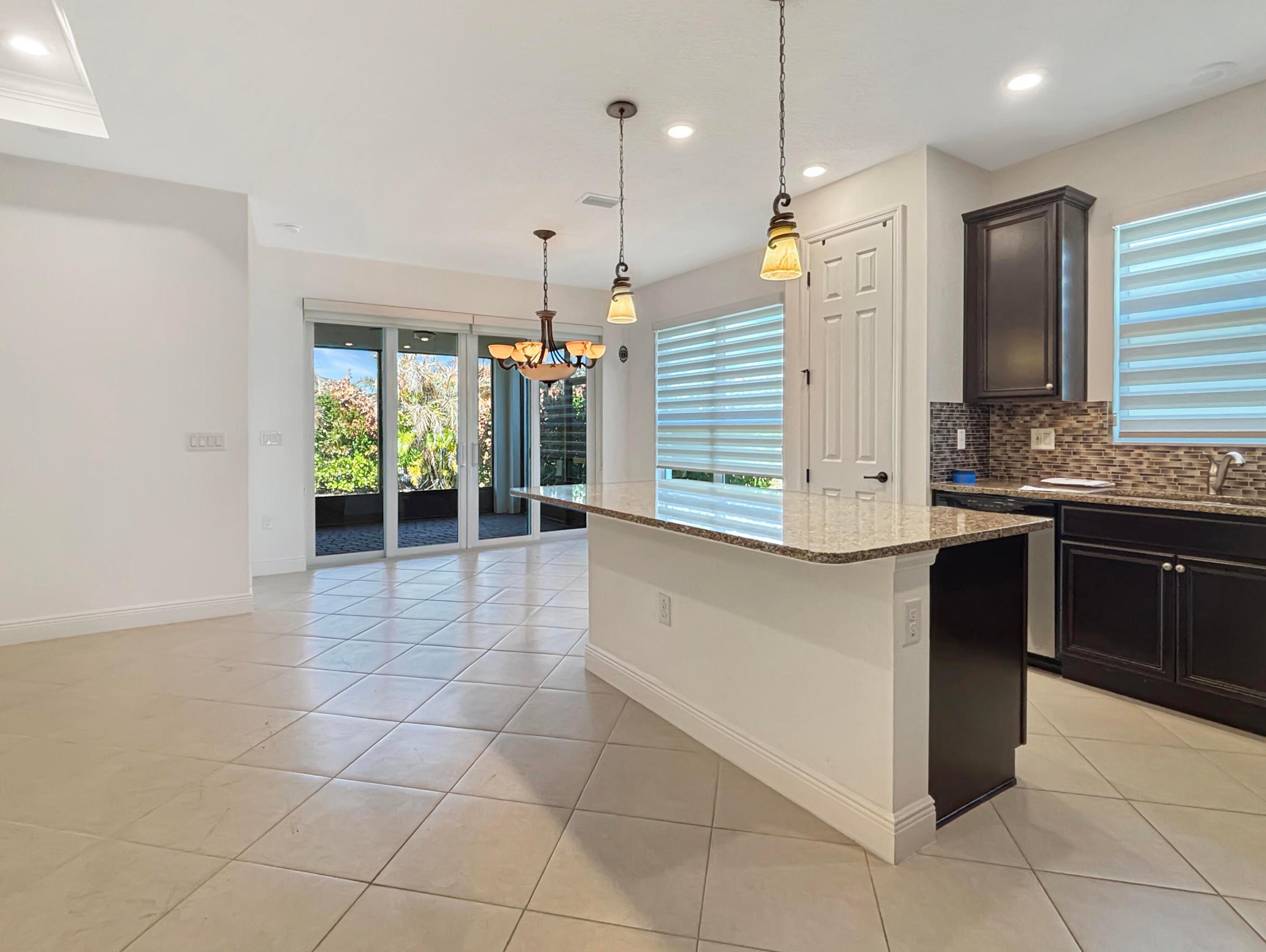 TRADITION PLAT NO. 75 - Residential Lease