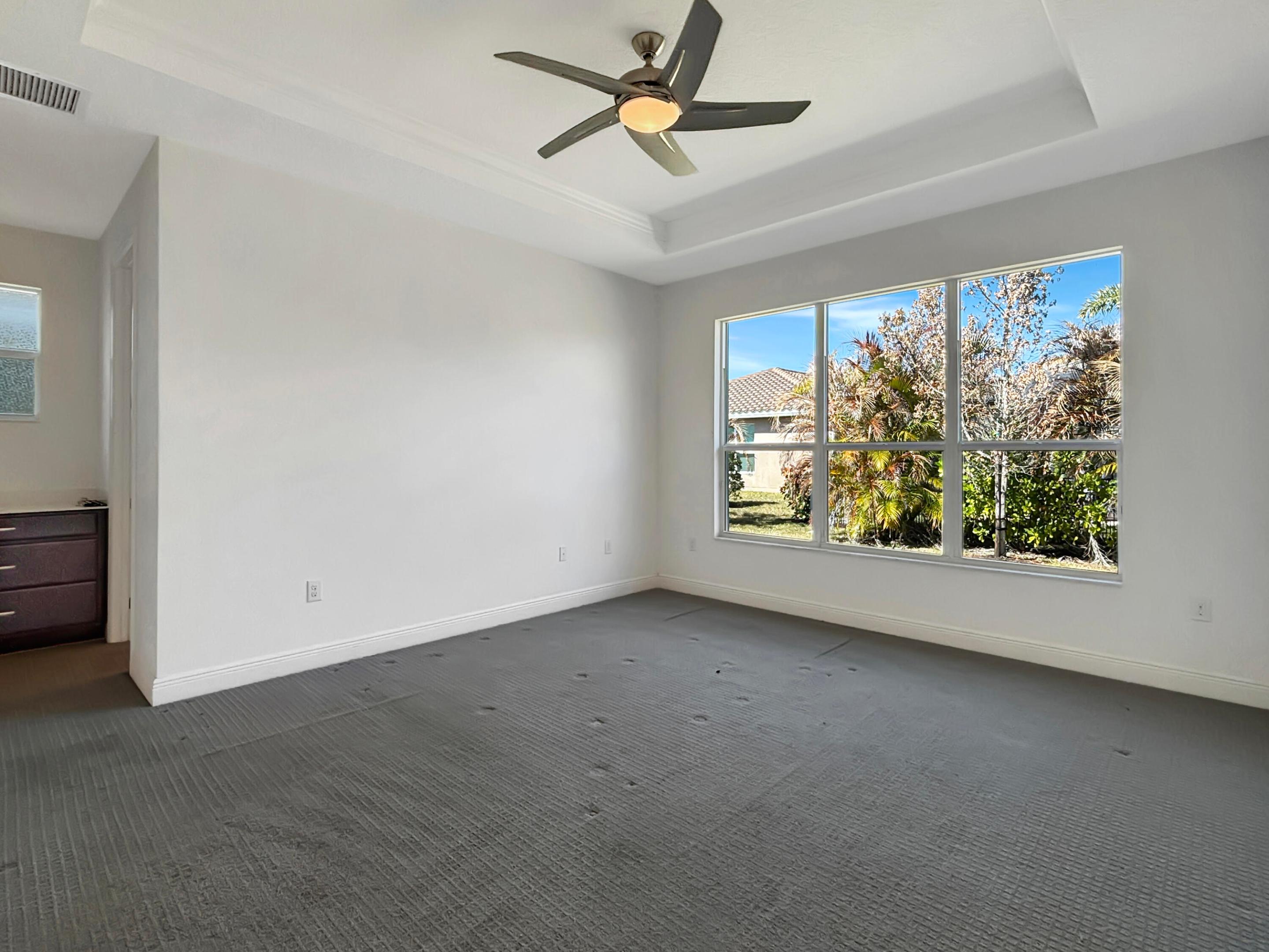 TRADITION PLAT NO. 75 - Residential Lease