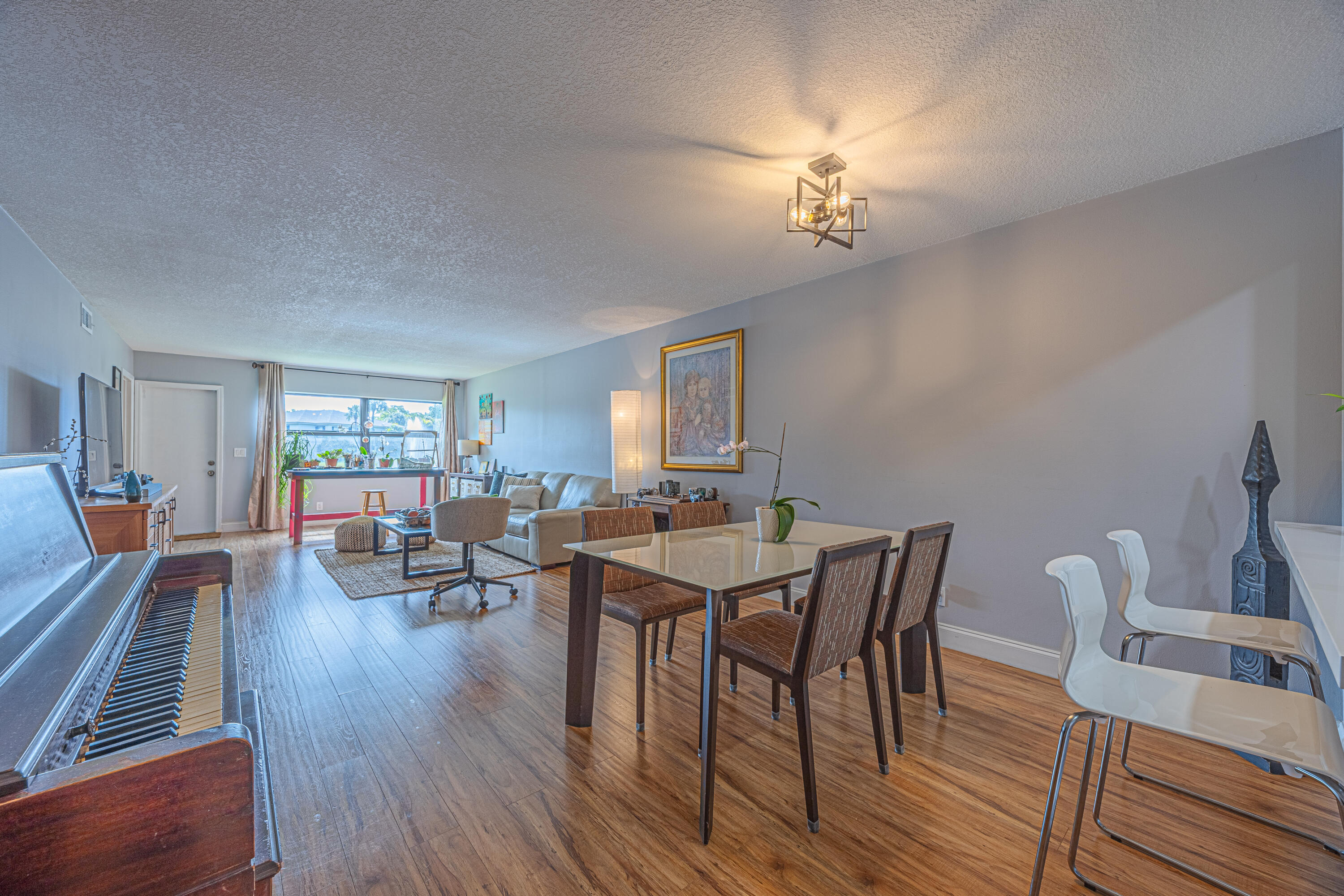 DELRAY OAKS CONDO - Residential