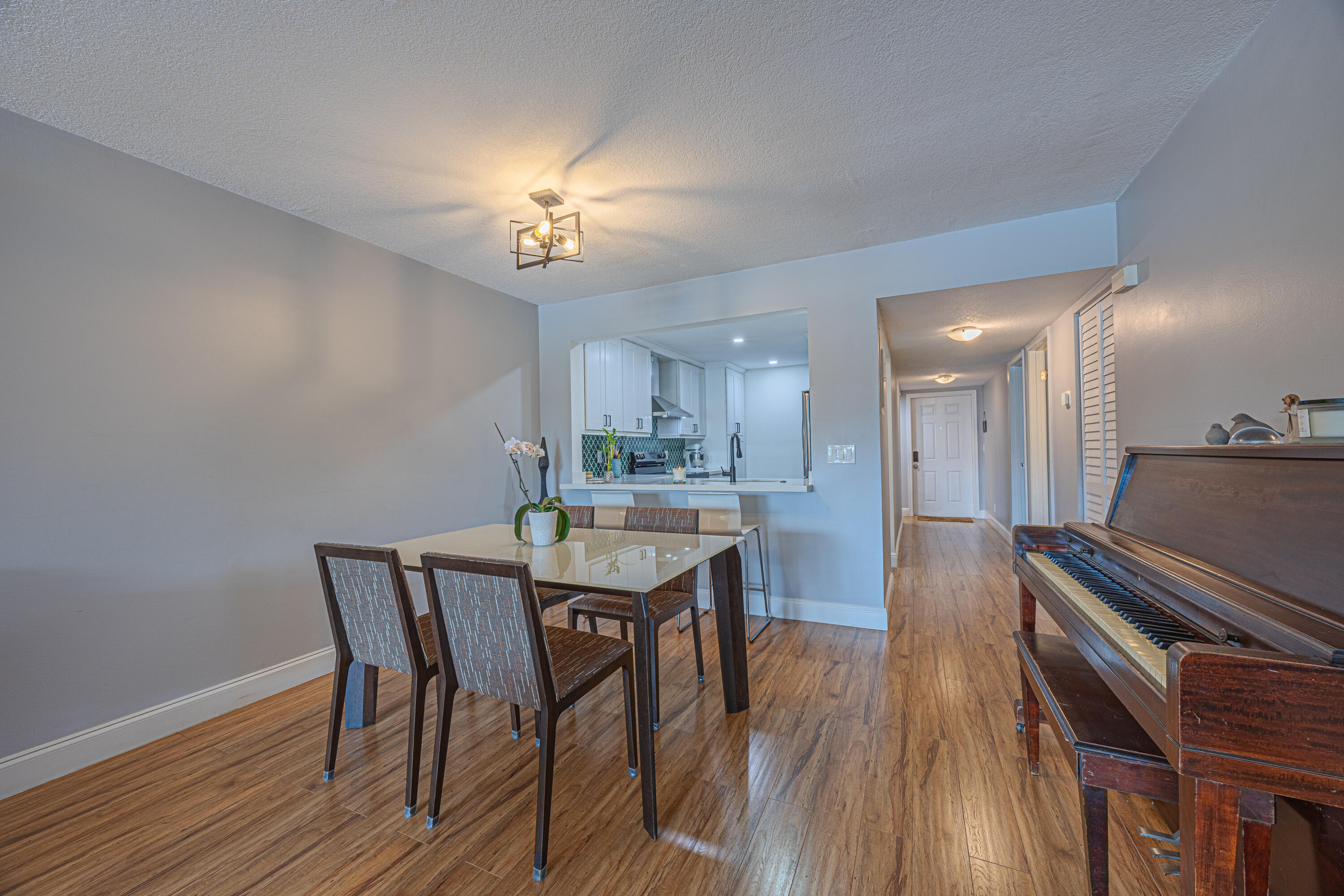 DELRAY OAKS CONDO - Residential