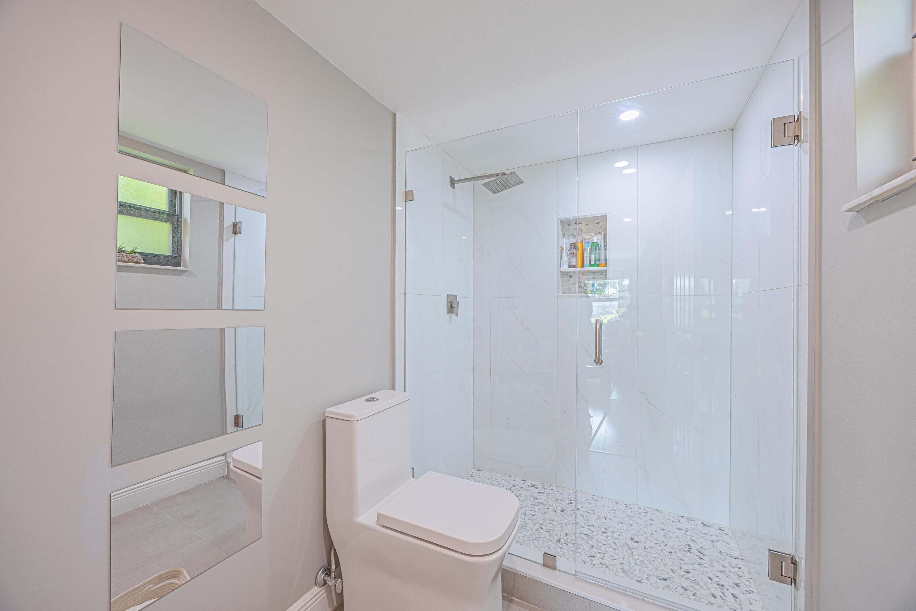 DELRAY OAKS CONDO - Residential