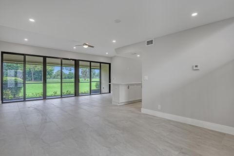 Tiny photo for 132 Old Meadow Way, Palm Beach Gardens, FL 33418 (MLS # B26031230)