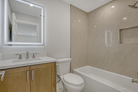 Tiny photo for 132 Old Meadow Way, Palm Beach Gardens, FL 33418 (MLS # B26031230)