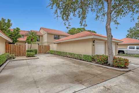 Tiny photo for 132 Old Meadow Way, Palm Beach Gardens, FL 33418 (MLS # B26031230)