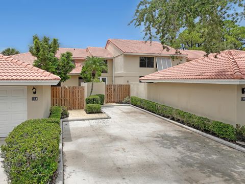 Tiny photo for 132 Old Meadow Way, Palm Beach Gardens, FL 33418 (MLS # B26031230)