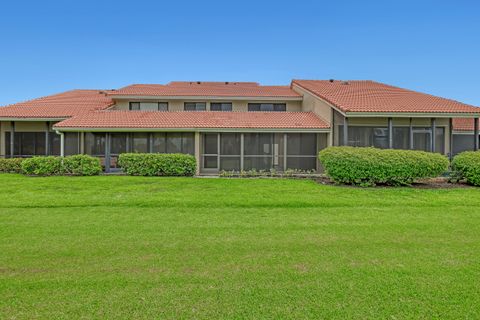 Tiny photo for 132 Old Meadow Way, Palm Beach Gardens, FL 33418 (MLS # B26031230)