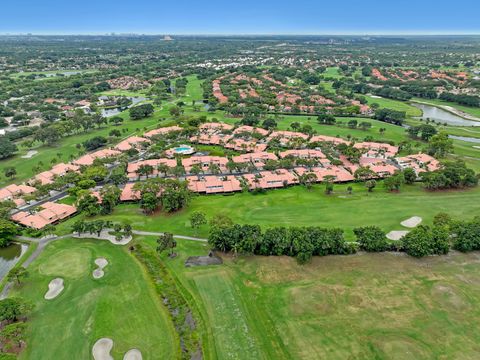Tiny photo for 132 Old Meadow Way, Palm Beach Gardens, FL 33418 (MLS # B26031230)
