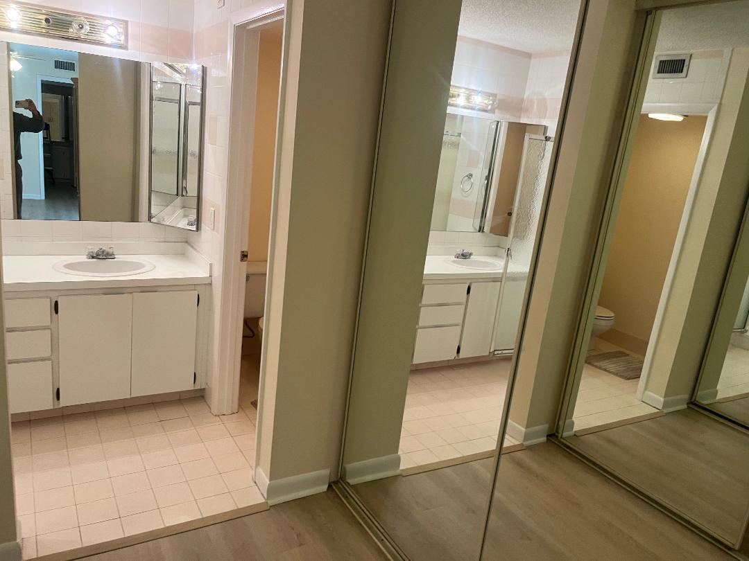 GARDEN LAKES AND GARDEN SQUARE SHOPS - Residential