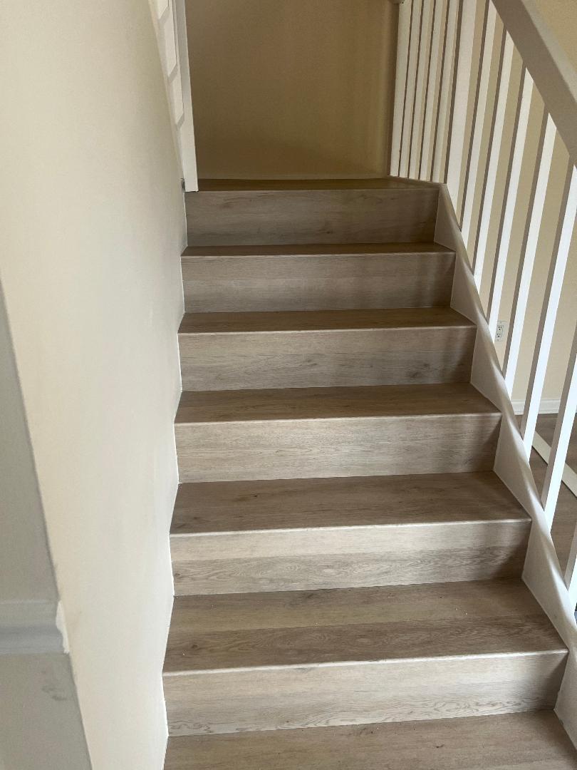 GARDEN LAKES AND GARDEN SQUARE SHOPS - Residential