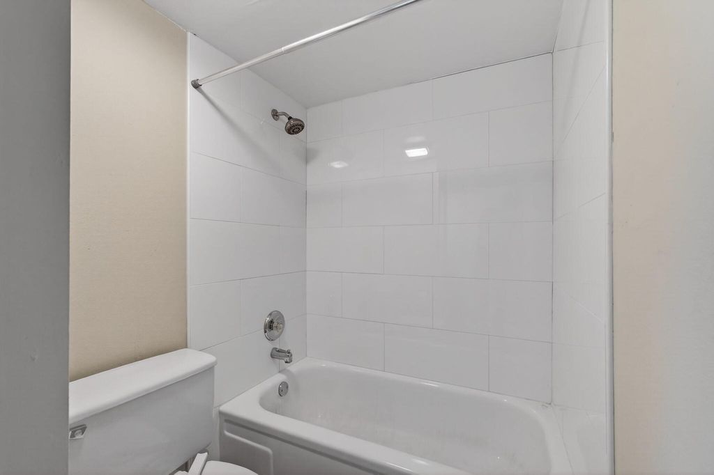 Photo of 1916 19th Lane, Palm Beach Gardens, FL 33418 (MLS # B26000375)