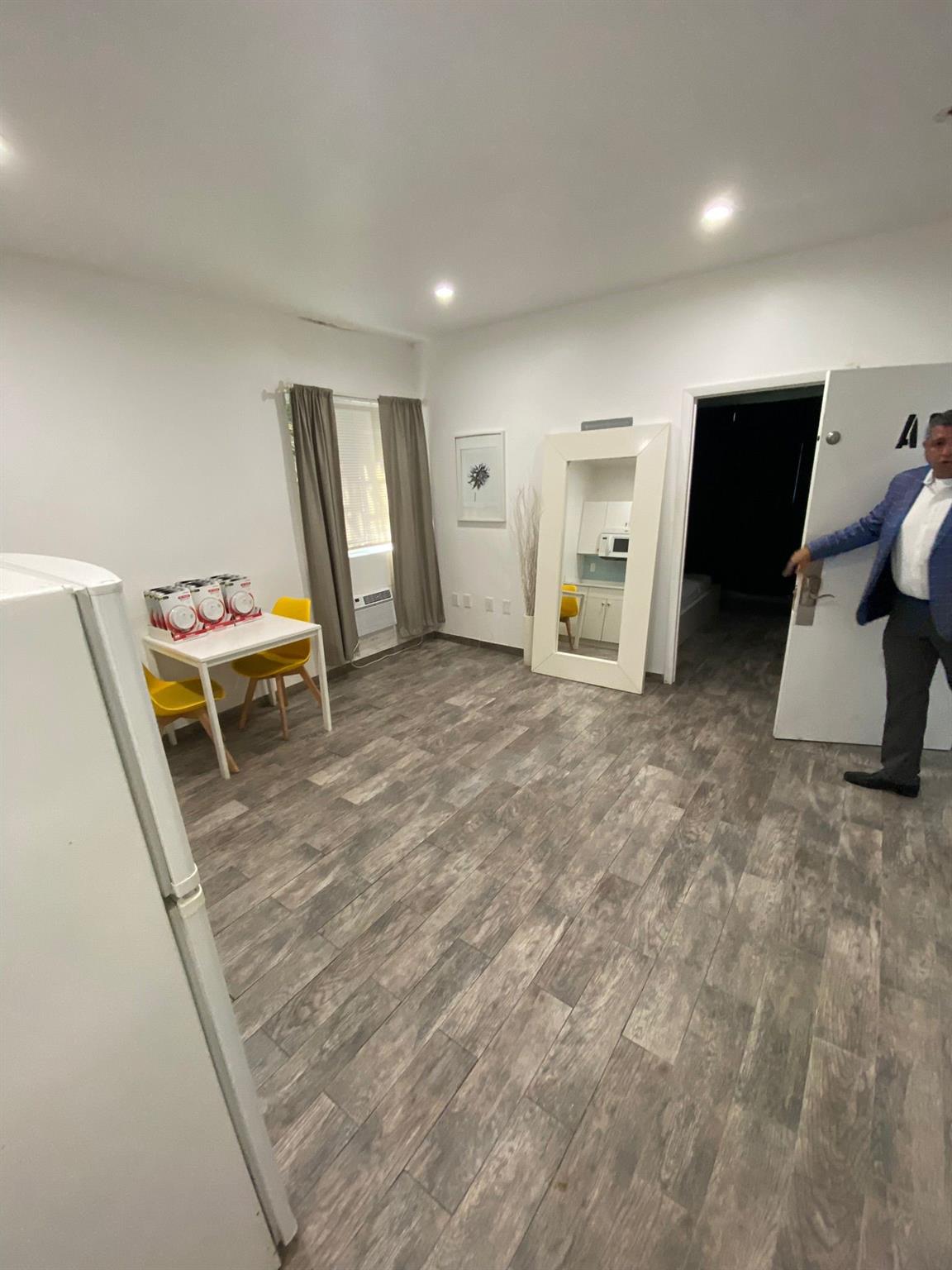 Ocean Beach Add - Residential Lease